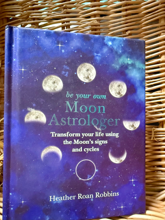 Moon Astrologer Book